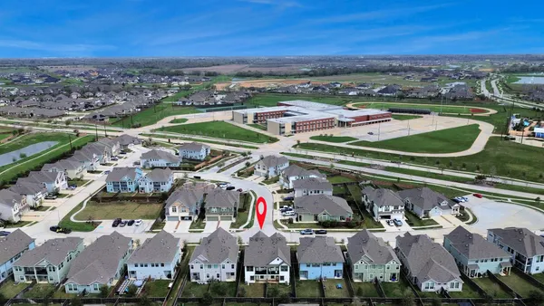 $2,600 | 4942 Carranza Court, Manvel, TX 77583