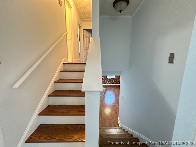 5329 Hampton Road Fayetteville, NC 28311 - Photo 18 of 39 Hardwoods on Stairs