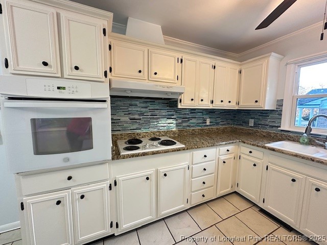 5329 Hampton Road Fayetteville, NC 28311 - Photo 8 of 39 Lots of Storage in Kitchen