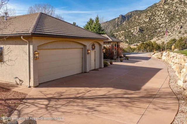 a view of a lake with houses