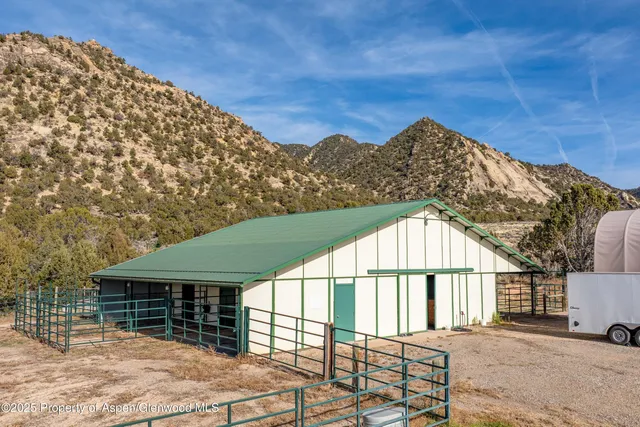 a view of outdoor space