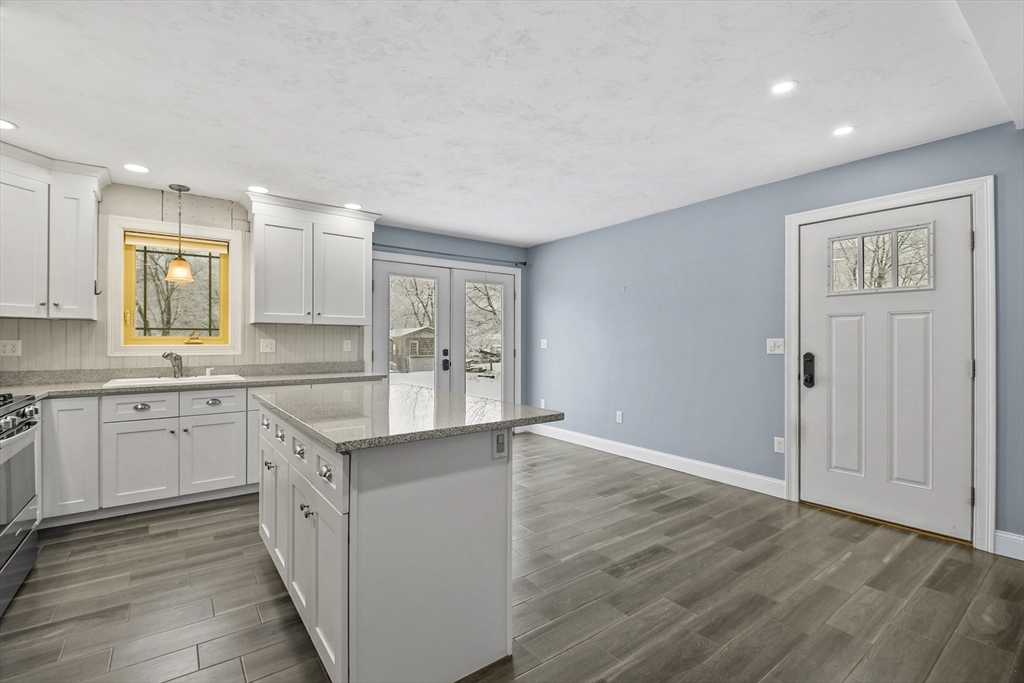 58 Rivulet Street Uxbridge, MA 01569 - Photo 19 of 38 Gallery Image 19