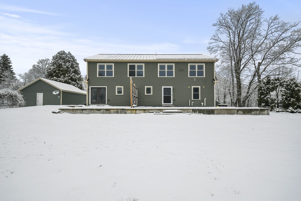 58 Rivulet Street Uxbridge, MA 01569 - Photo 34 of 38 Gallery Image 34