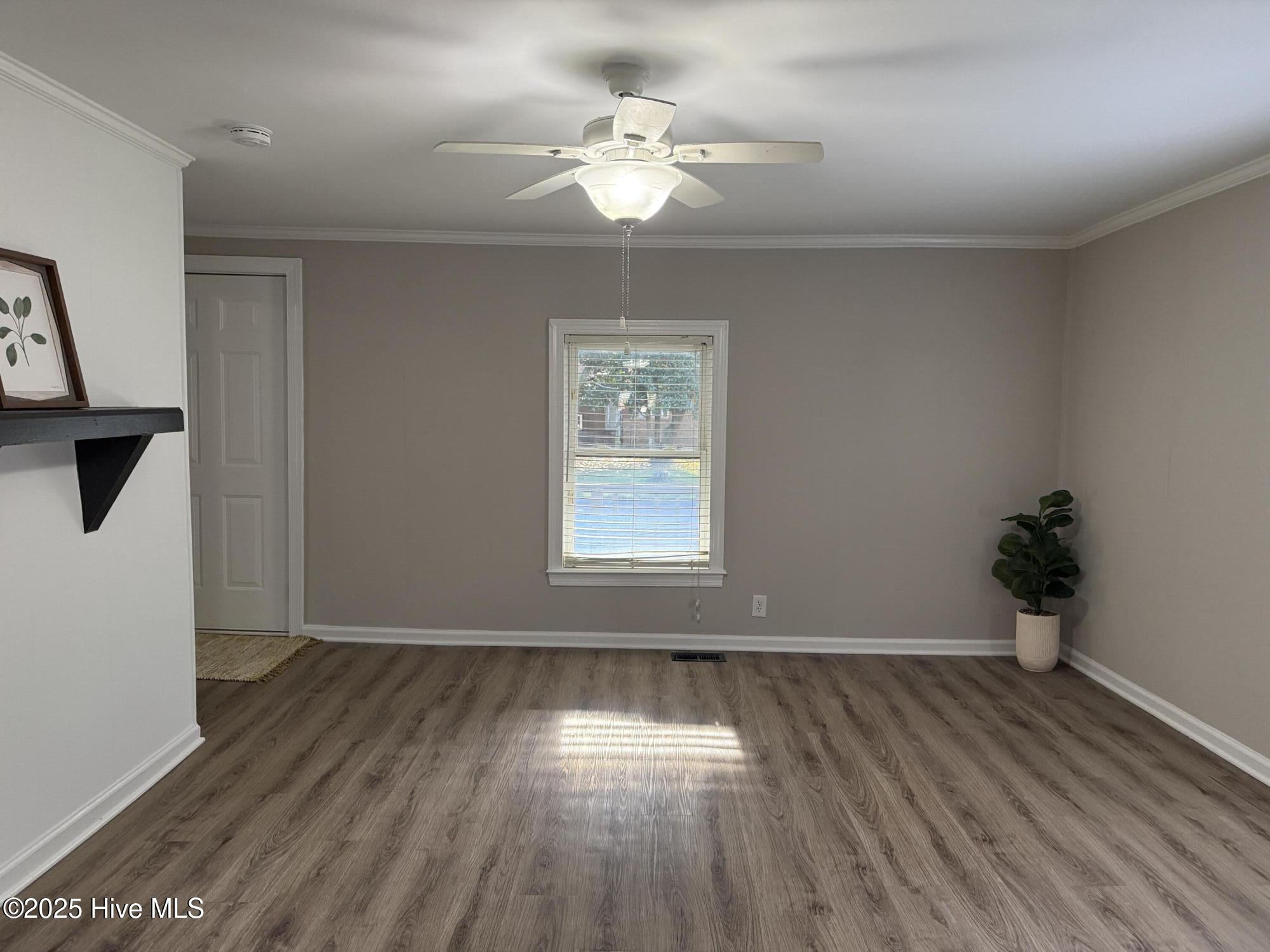 3746 Cameron Street Farmville, NC 27828 - Photo 8 of 23 Family room