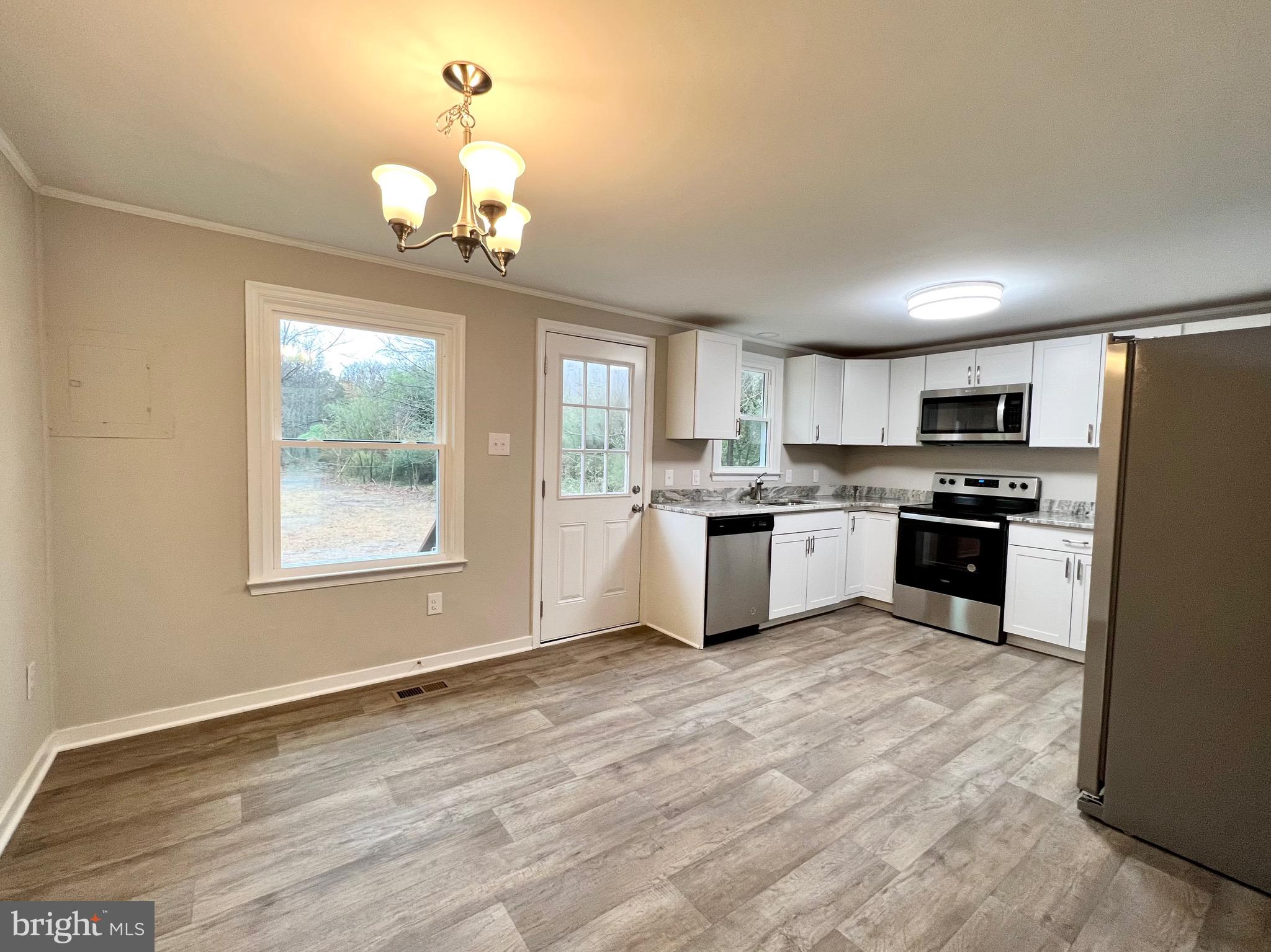 7432 Stubbs Bridge Road Spotsylvania, VA 22551 - Photo 6 of 22 Gallery Image 6
