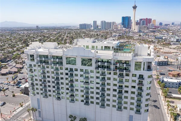 $2,650 | 900 South Las Vegas Boulevard, Unit 901, Las Vegas, NV 89101