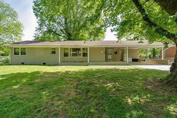 $365,000 | 908 Highland Avenue, Jasper, TN 37347