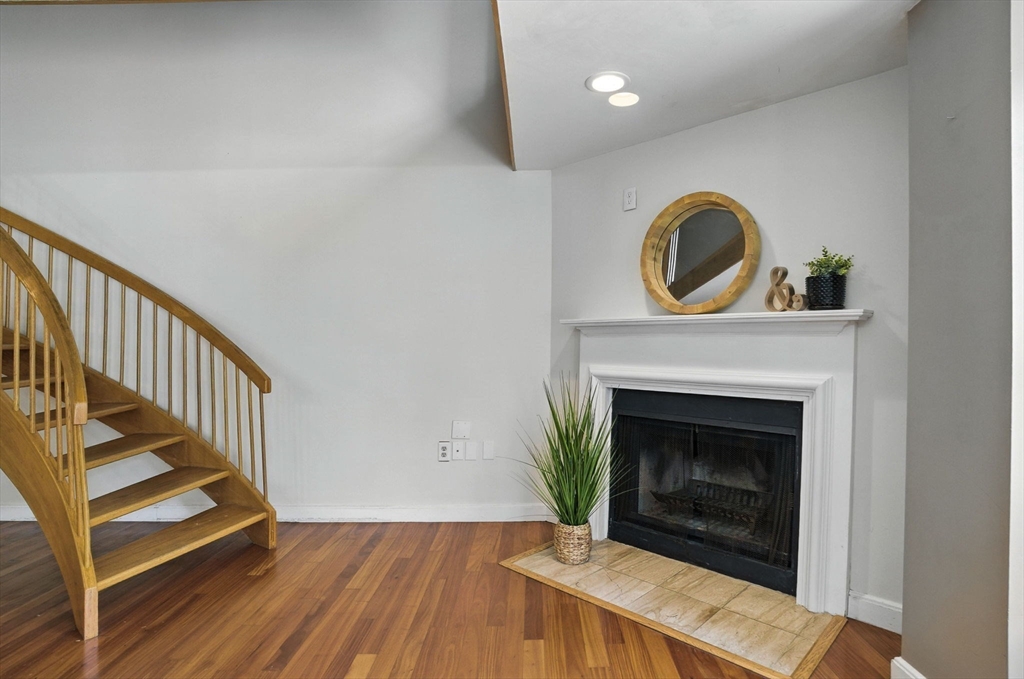 75 Page Road, Unit 13 Bedford, MA 01730 - Photo 3 of 24