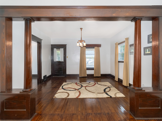 121 Davis Avenue, Unit 1 Rockdale, IL 60436 - Photo 3 of 11