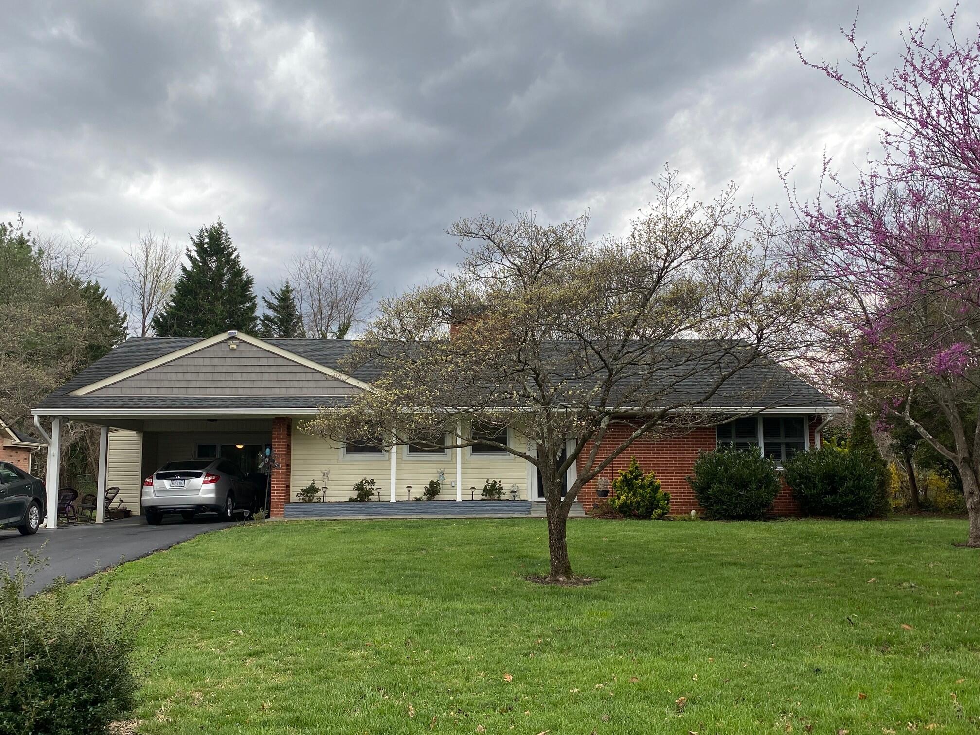 3554 Windsor Road Roanoke, VA 24018 - Photo 1 of 1 Exterior
