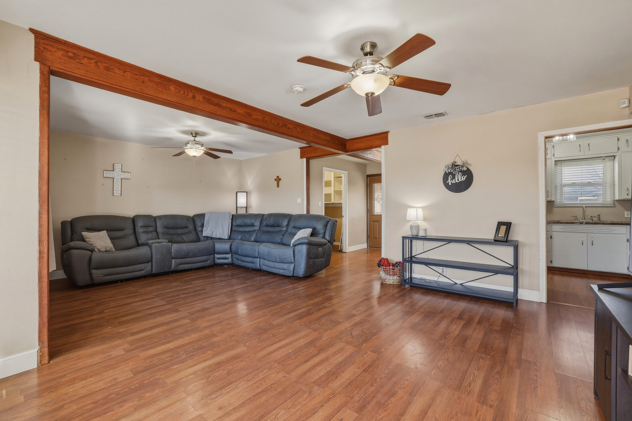 2201 43rd Street Snyder, TX 79549 - Photo 5 of 16 7_2201_43rd_street_snyder_tx_001_final