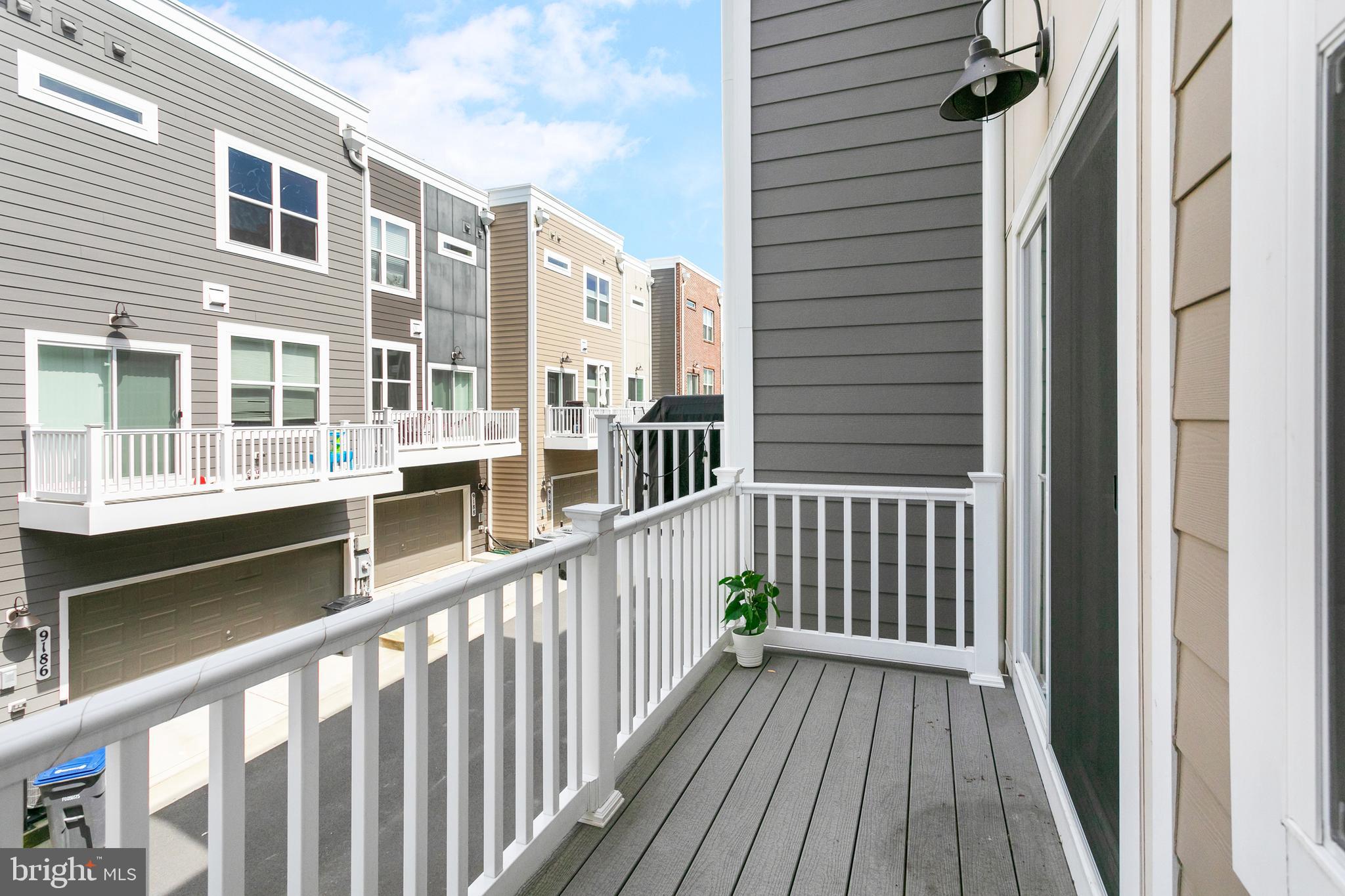 9174 Snowden Ashford Road Lorton, VA 22079 - Photo 14 of 38 Balcony/Deck with upgraded Rails & Trex Decking