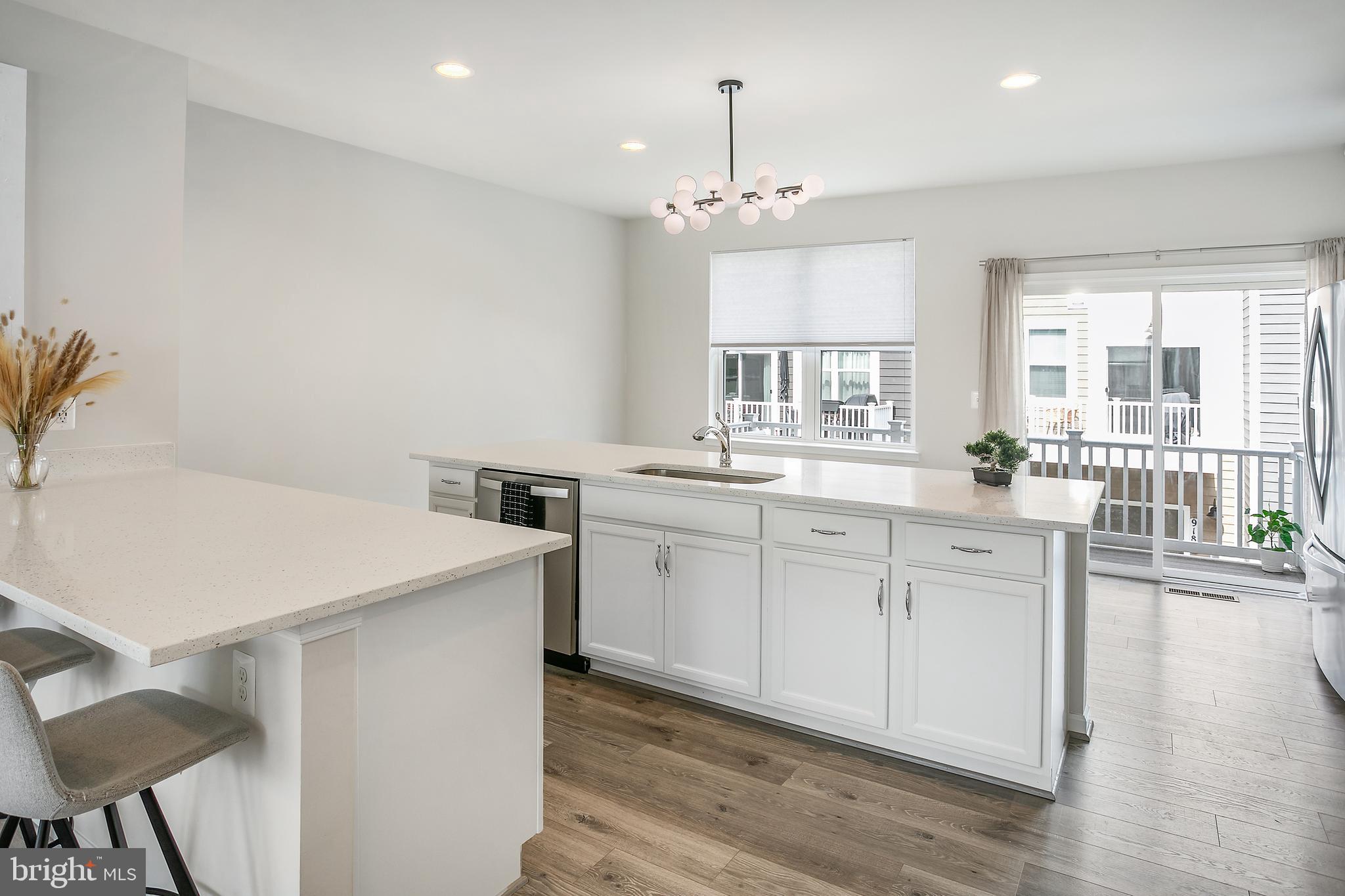 9174 Snowden Ashford Road Lorton, VA 22079 - Photo 5 of 38