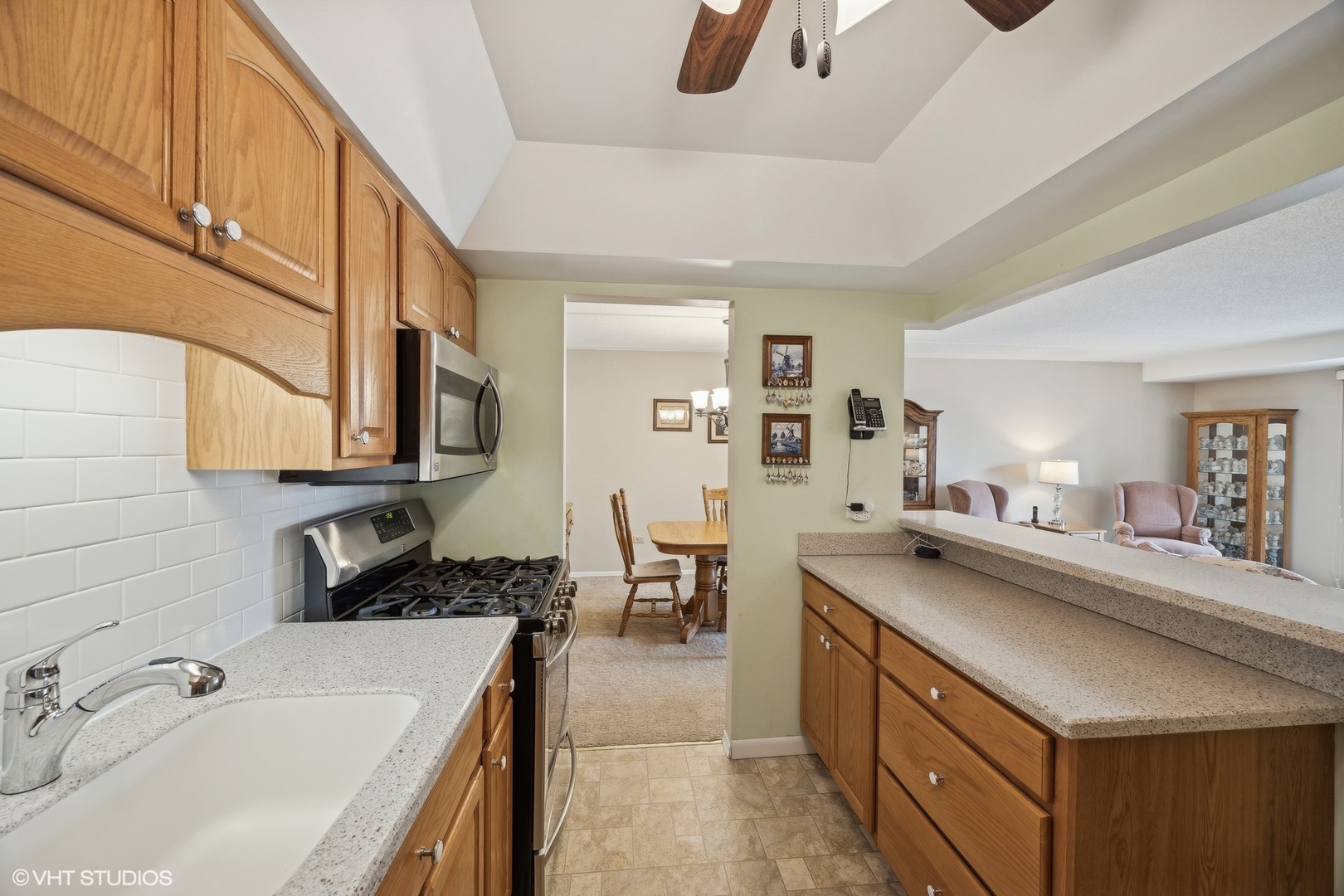100 West Butterfield Road, Unit 202N Elmhurst, IL 60126 - Photo 12 of 27 Gallery Image 12