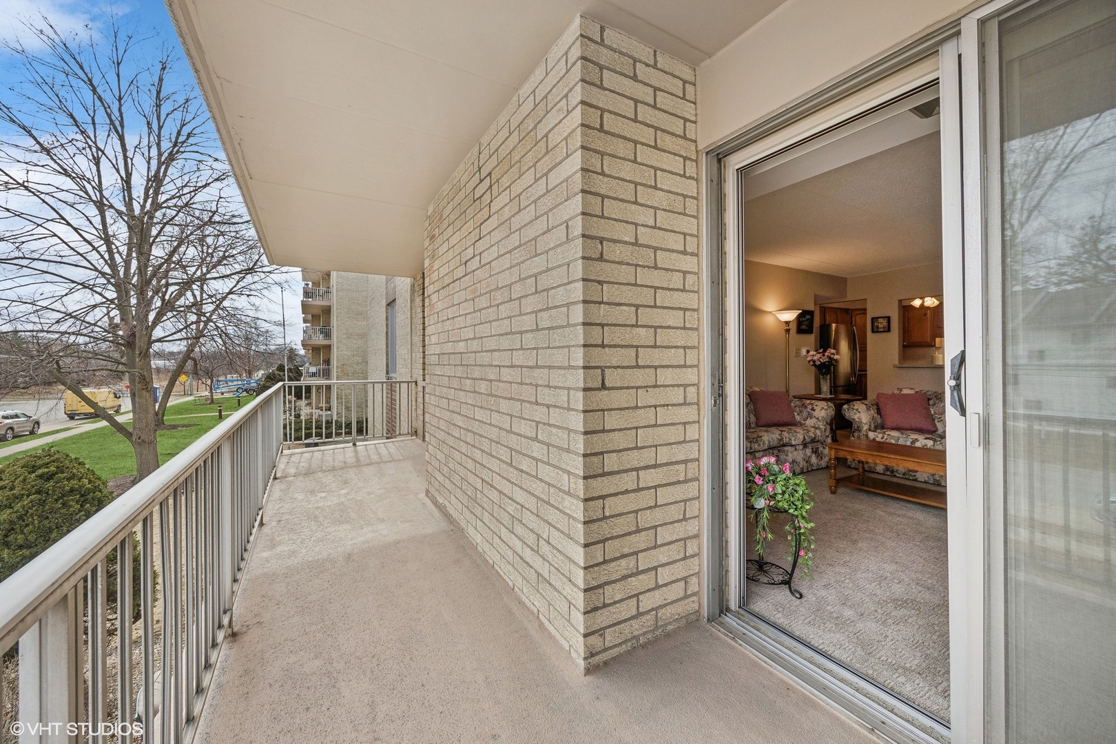 100 West Butterfield Road, Unit 202N Elmhurst, IL 60126 - Photo 4 of 27 Gallery Image 4
