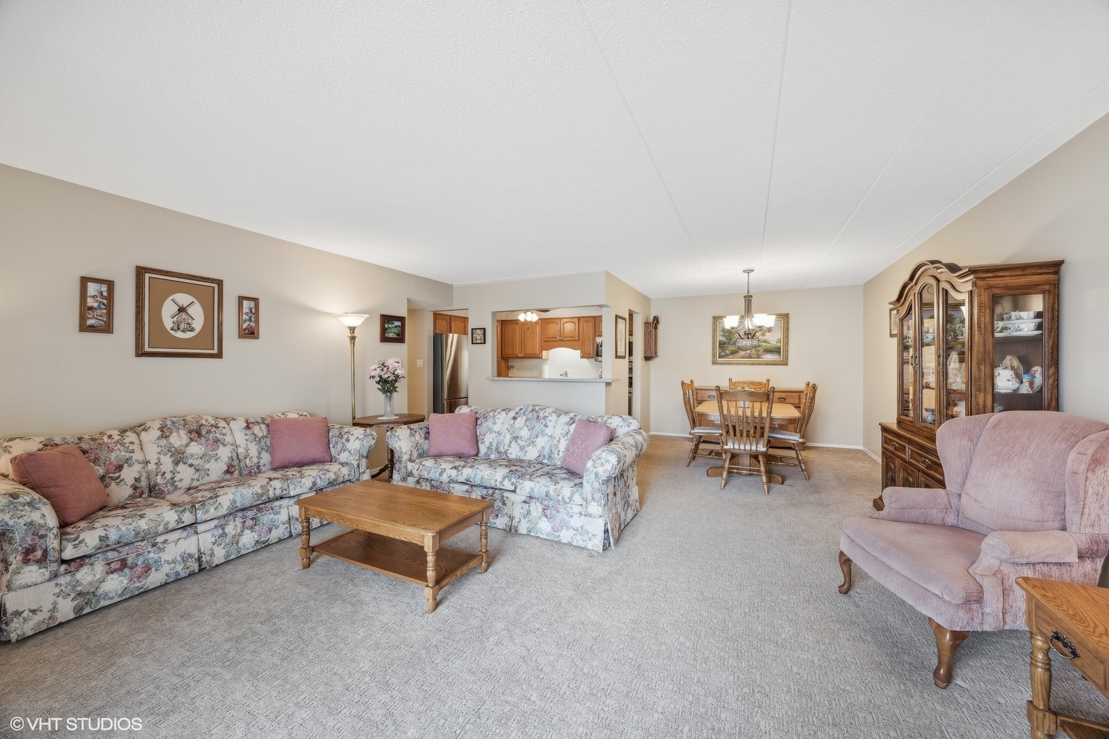 100 West Butterfield Road, Unit 202N Elmhurst, IL 60126 - Photo 6 of 27 Gallery Image 6