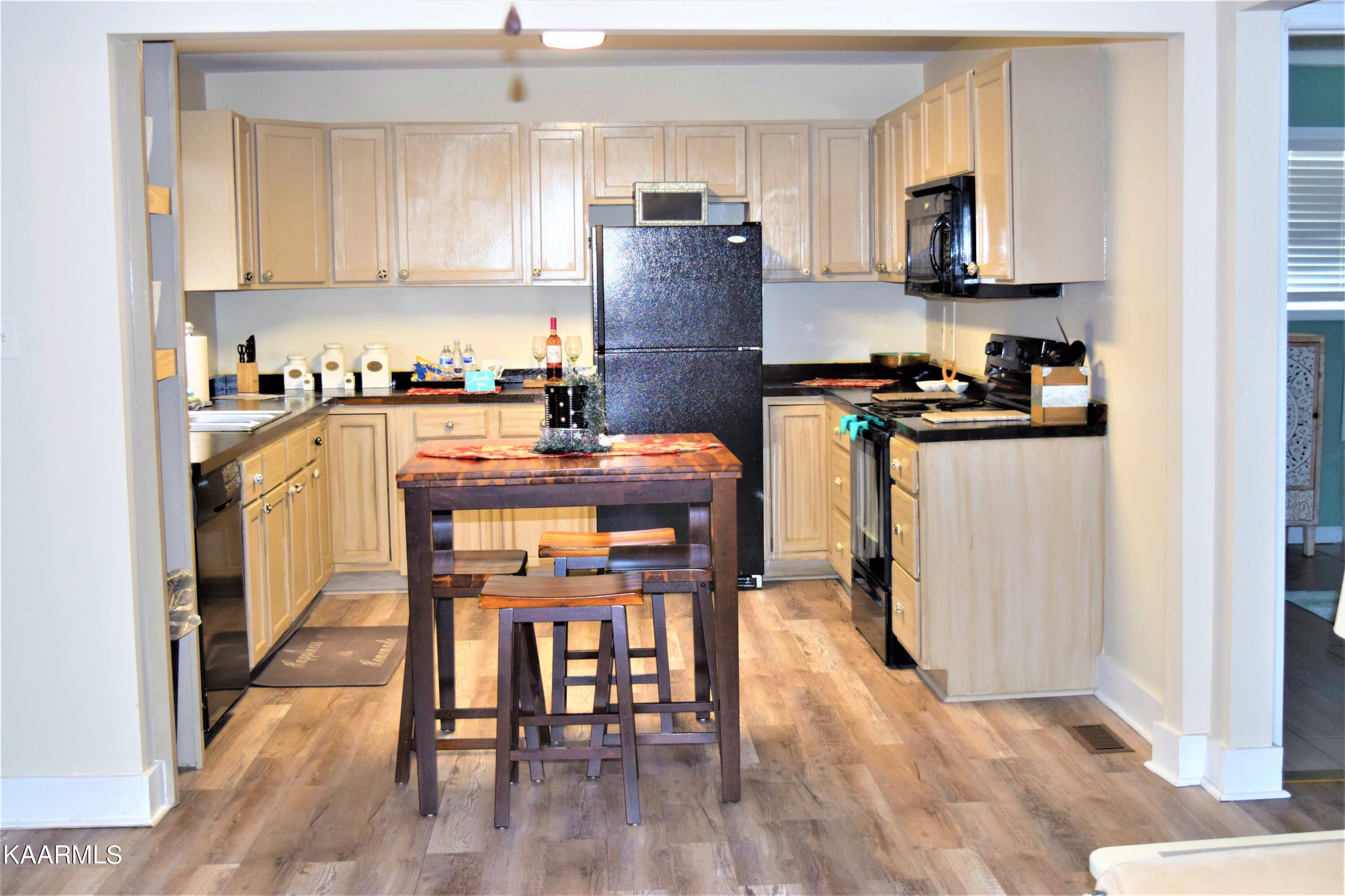 1249 McCarter Hollow Road Sevierville, TN 37862 - Photo 12 of 24 Kitchen