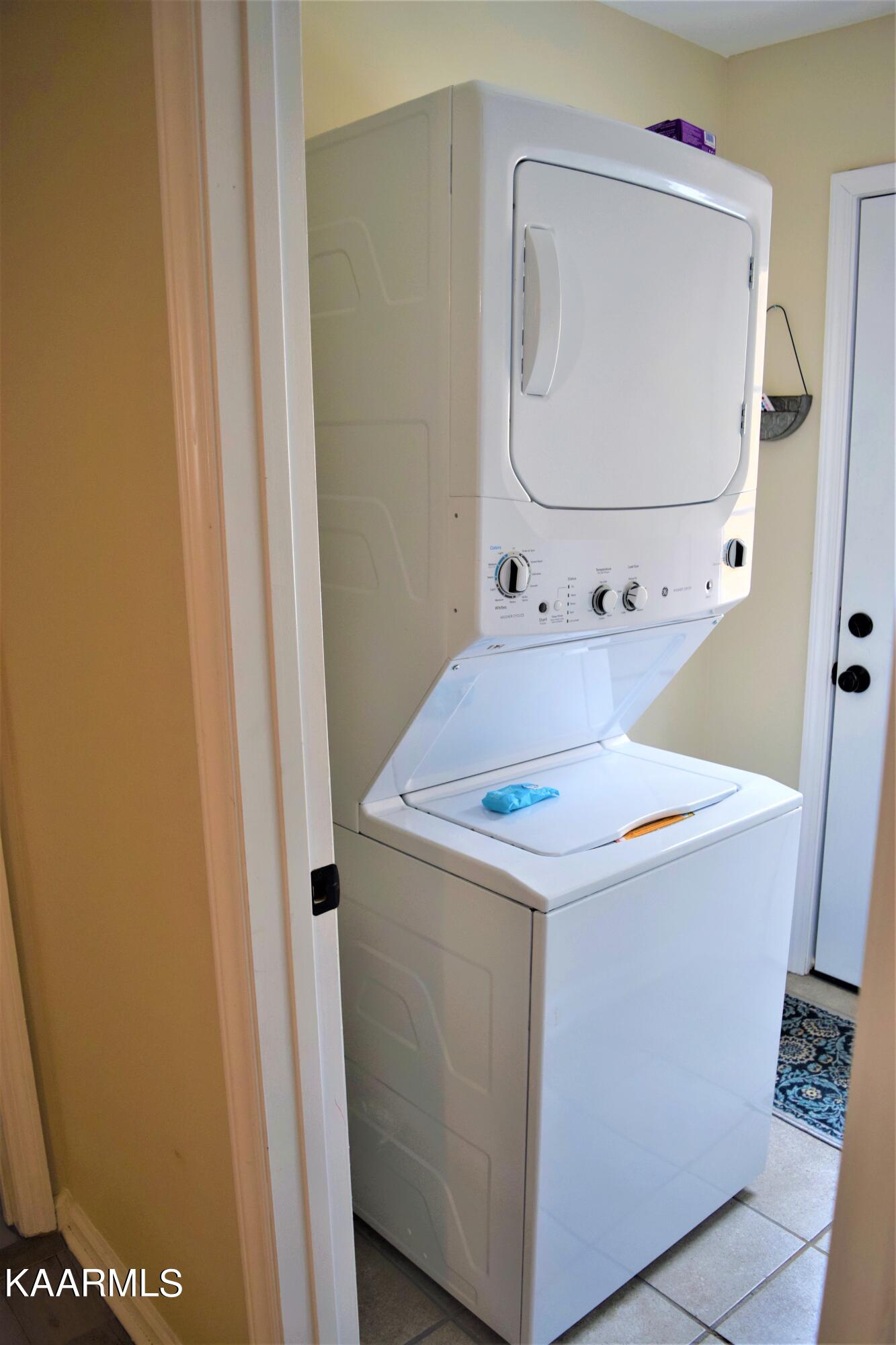 1249 McCarter Hollow Road Sevierville, TN 37862 - Photo 22 of 24 Laundry