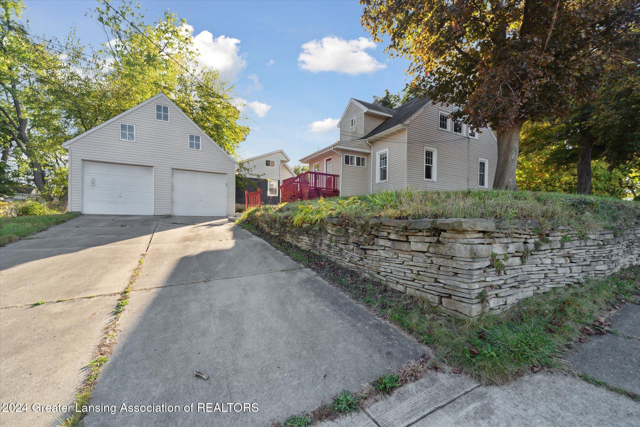 601 Ridgewood Avenue Lansing, MI 48910 - Photo 34 of 35 37-601-Ridgewood-Ave-Lansing-MI-48910-Wi