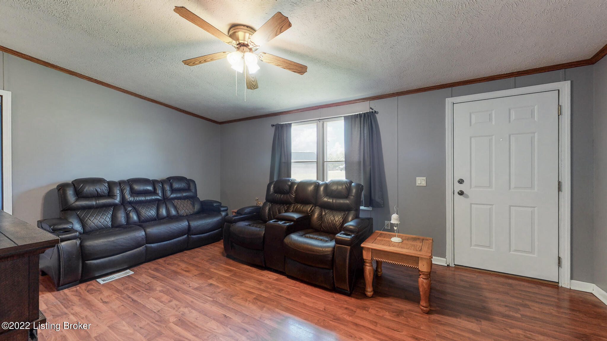 419 Goodlett Road Mount Eden, KY 40046 - Photo 8 of 27 Living Room