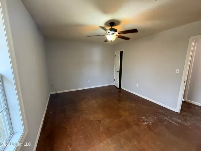 $129,900 | 211 Southwest 3rd Street, Magee, MS 39111