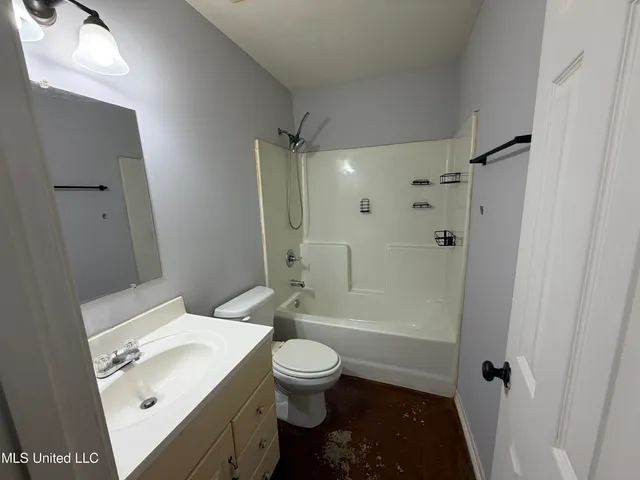 $129,900 | 211 Southwest 3rd Street, Magee, MS 39111