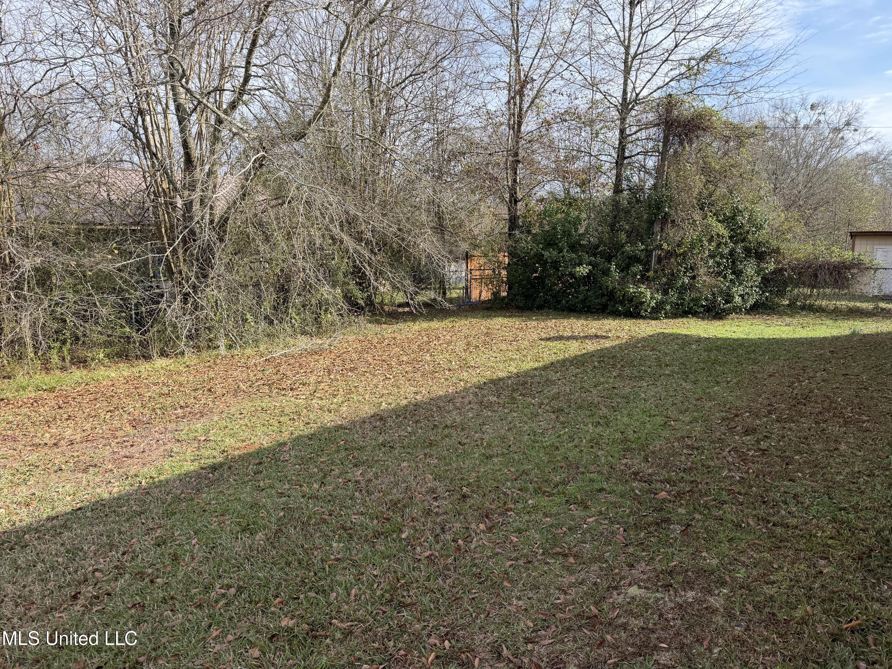 211 Southwest 3rd Street Magee, MS 39111 - Photo 6 of 19 IMG_0191