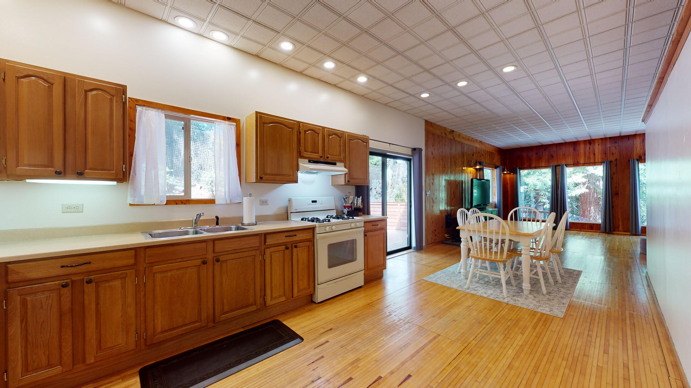 7411 Berta Road Eureka, CA 95503 - Photo 107 of 172 106_7411_Berta_Road_Eureka205_mls