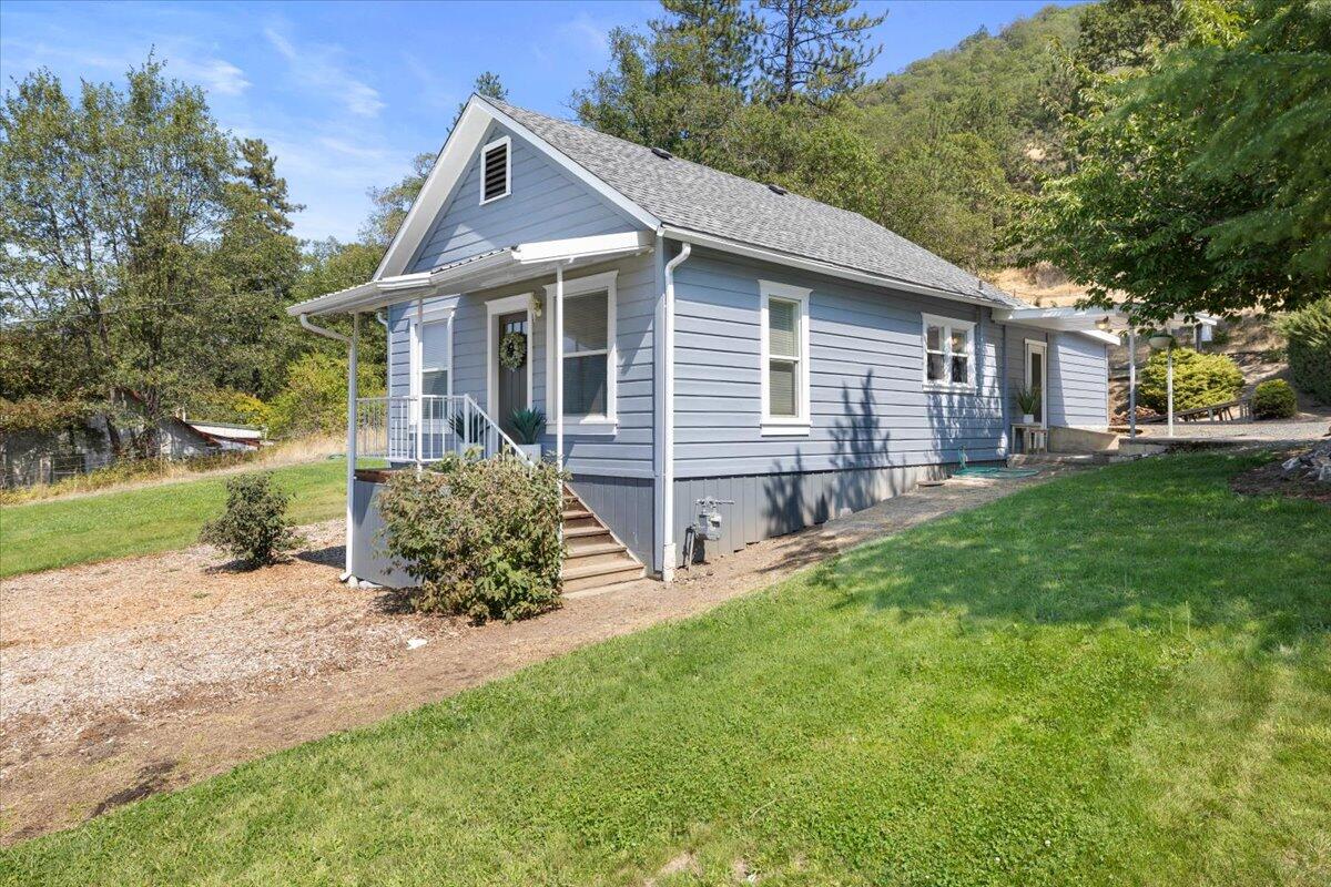 5280 North River Road Rogue River, OR 97537 - Photo 1 of 36 03-CI_0298