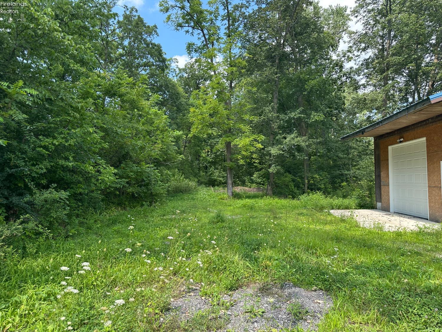 10701 Strecker Road Bellevue, OH 44811 - Photo 11 of 30 Gallery Image 11