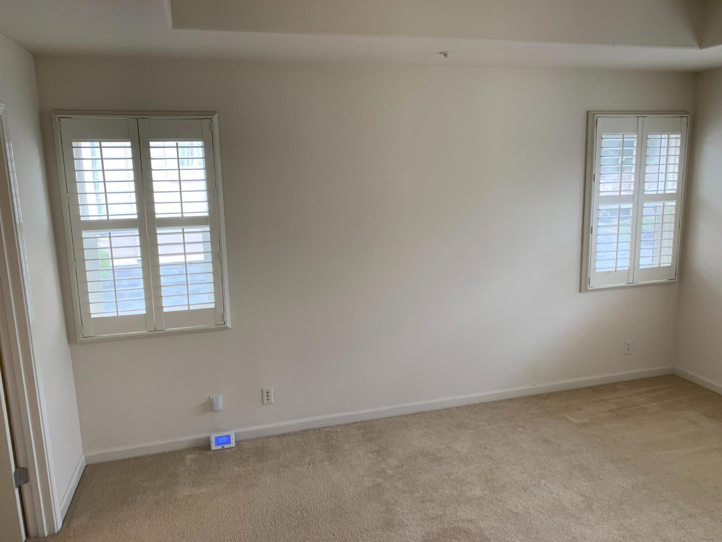 1007 Fitzgerald Street Salinas, CA 93906 - Photo 12 of 22 an empty room with a window