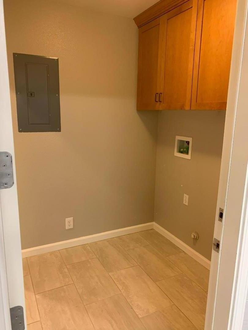 1007 Fitzgerald Street Salinas, CA 93906 - Photo 7 of 22 a view of an empty room