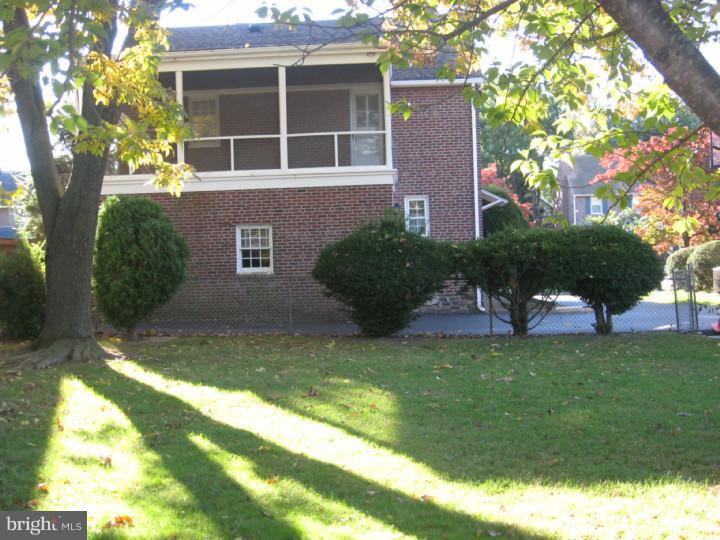 22 Fairfield Road Havertown, PA 19083 - Photo 6 of 12 Exterior Back