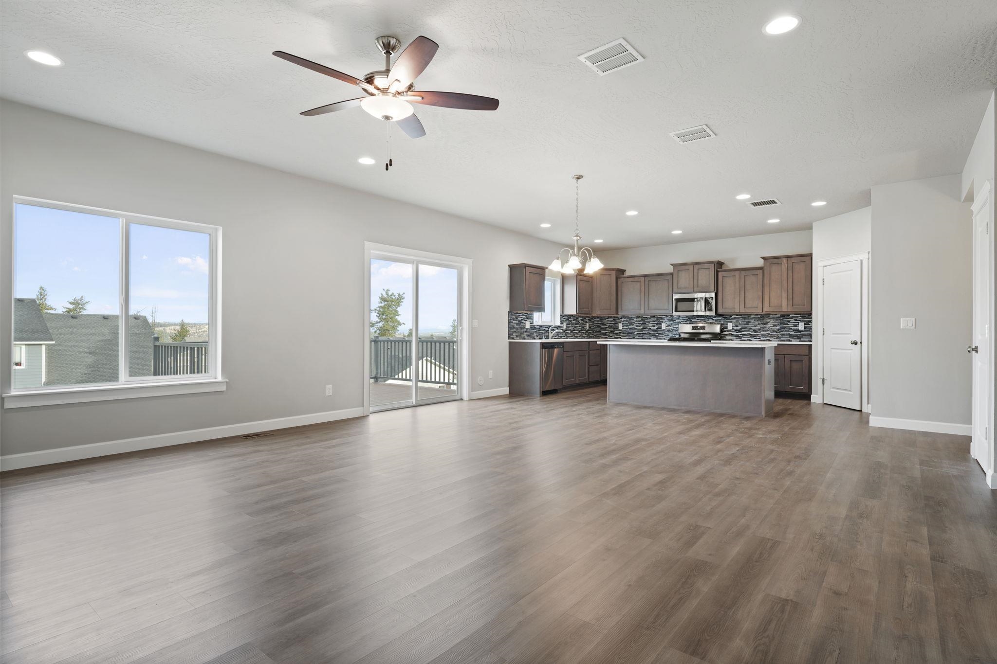 2726 West Howesdale Road Spokane, WA 99208 - Photo 13 of 50