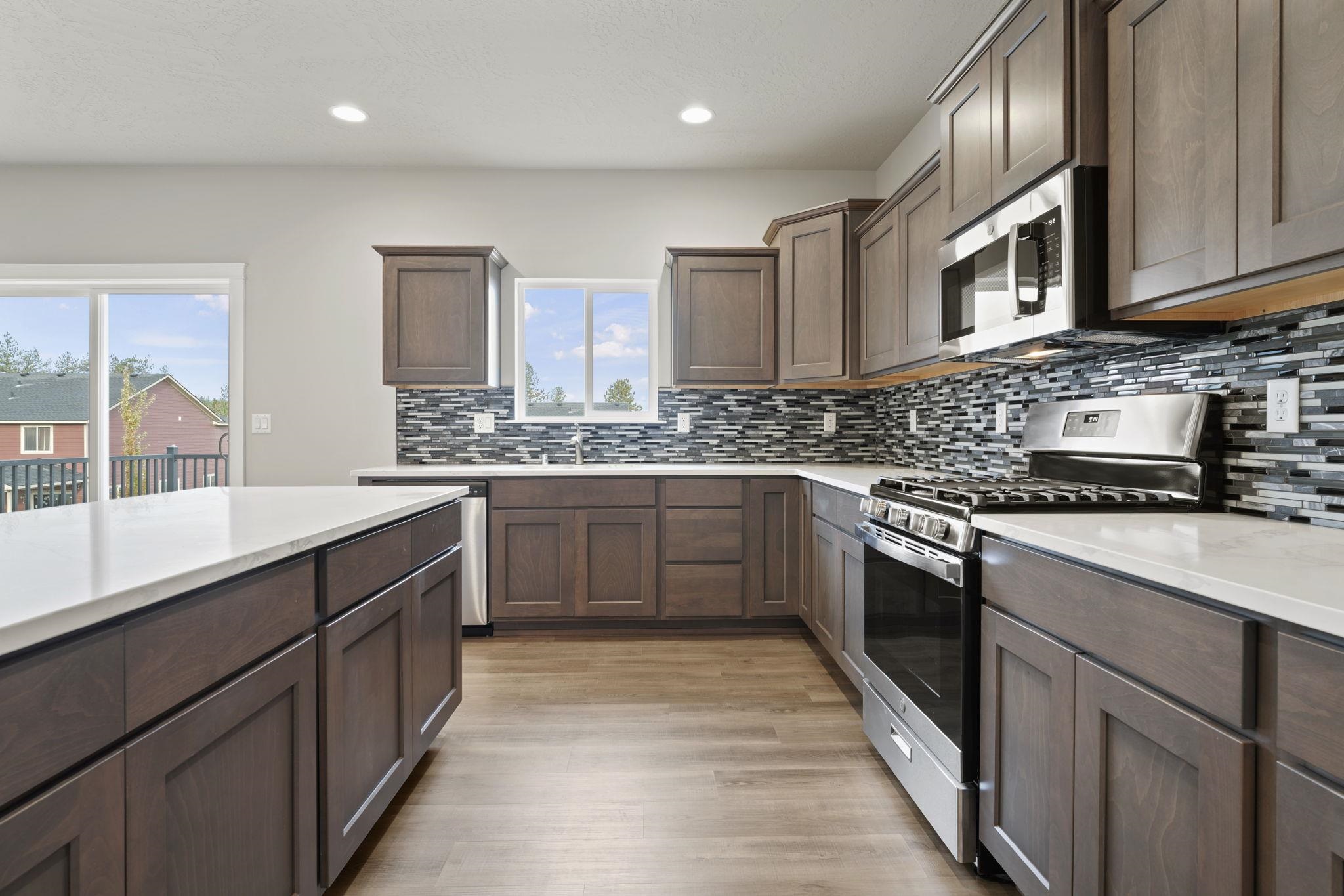 2726 West Howesdale Road Spokane, WA 99208 - Photo 18 of 50