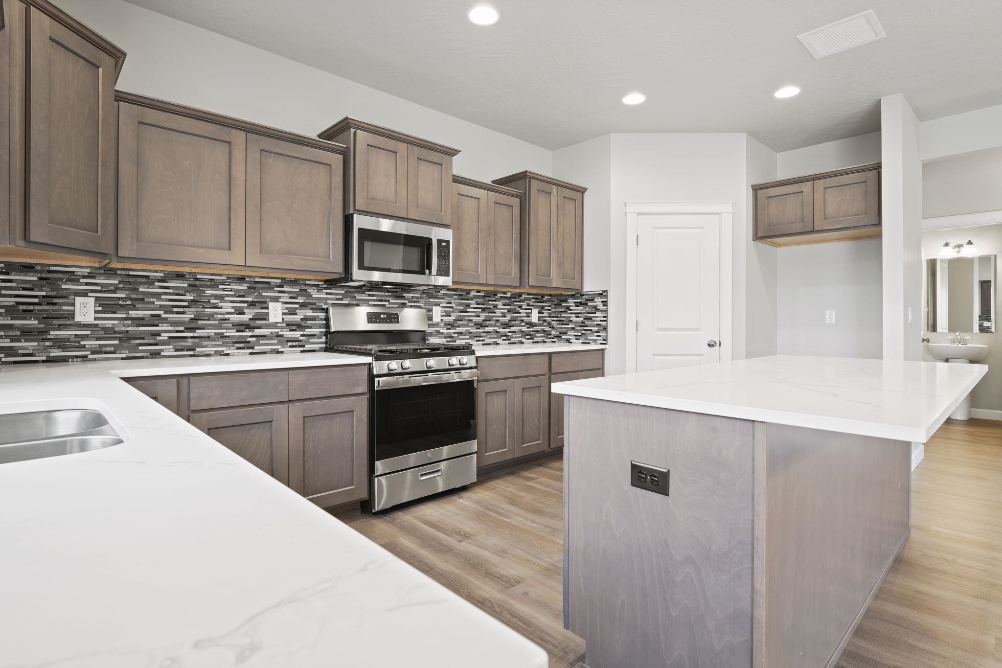 2726 West Howesdale Road Spokane, WA 99208 - Photo 22 of 50