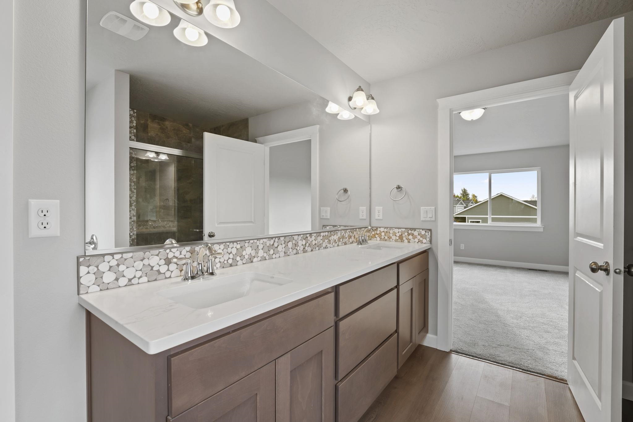 2726 West Howesdale Road Spokane, WA 99208 - Photo 35 of 50