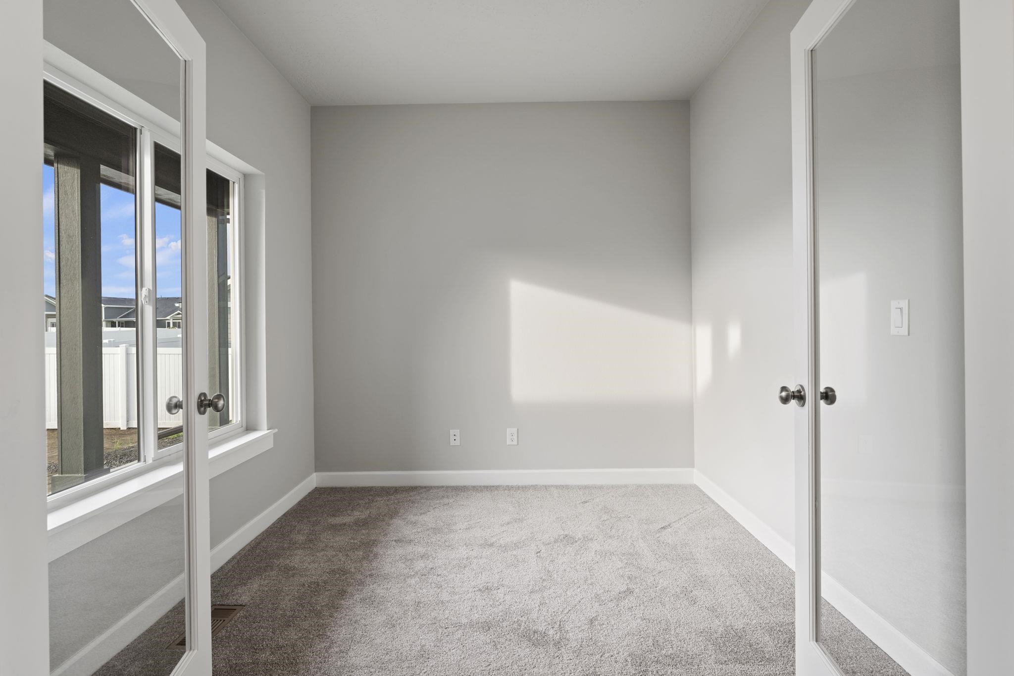 2726 West Howesdale Road Spokane, WA 99208 - Photo 8 of 50