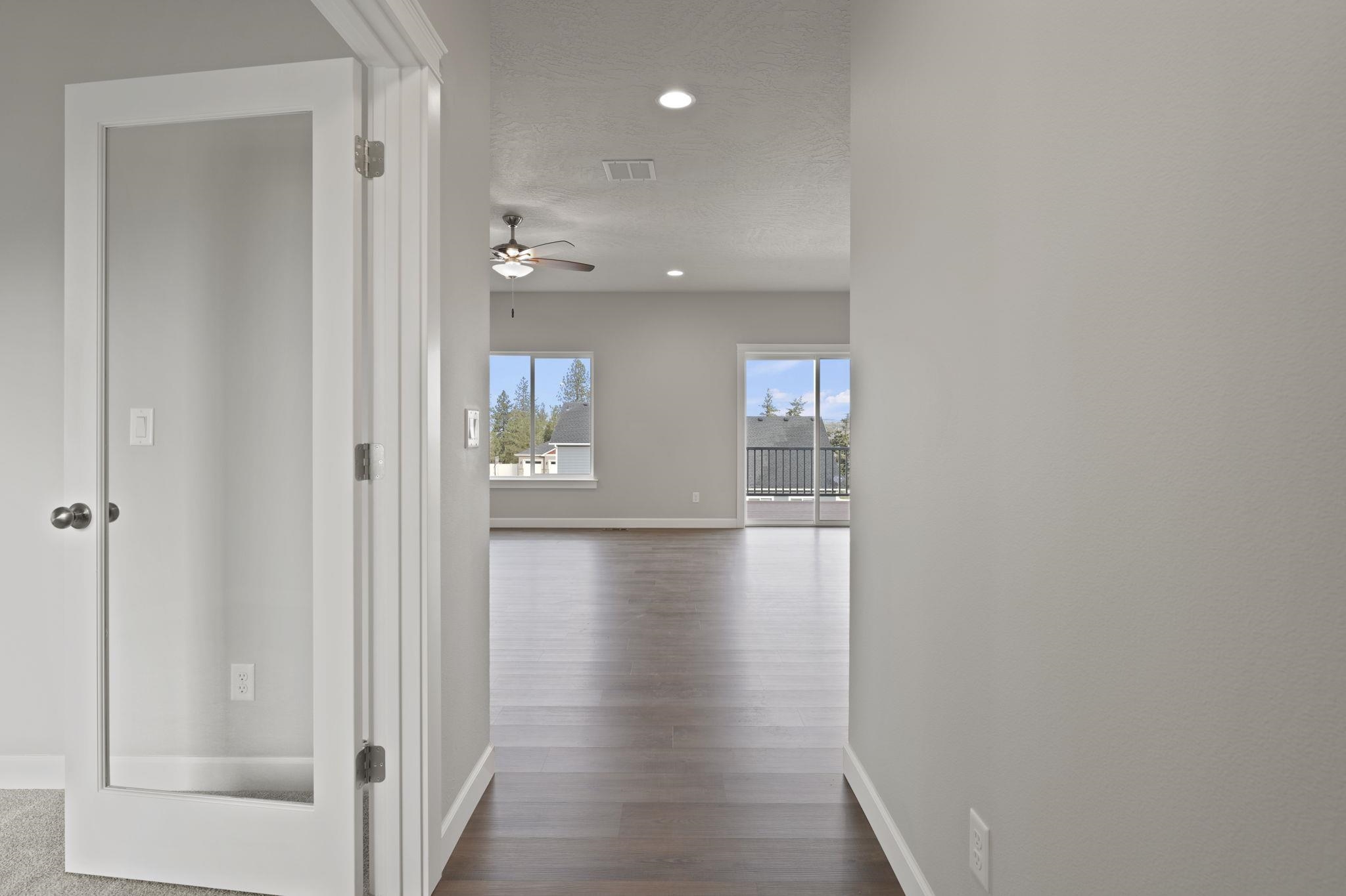 2726 West Howesdale Road Spokane, WA 99208 - Photo 9 of 50