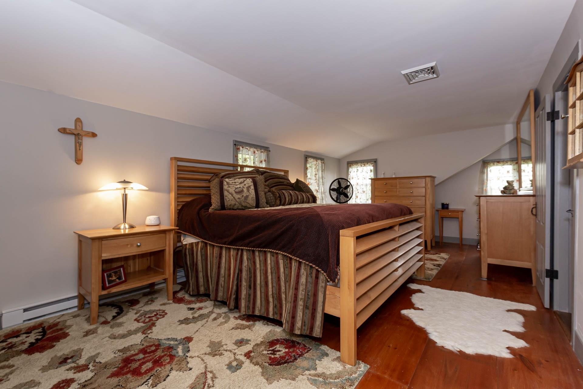 32 Sandown Road Danville, NH 03819 - Photo 27 of 54