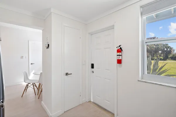 $2,200 | 670 Hernando Street, Unit E, Fort Pierce, FL 34949