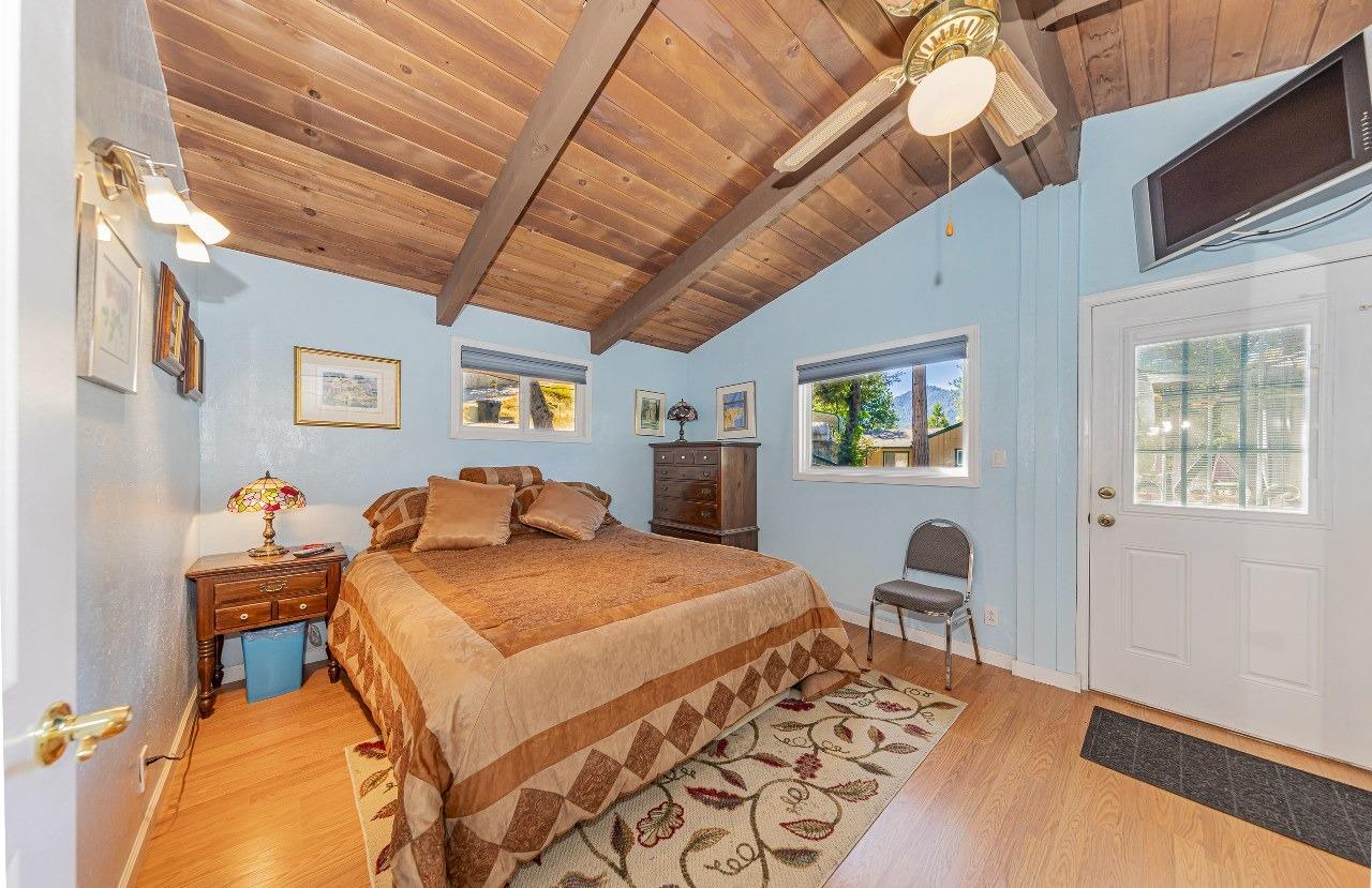 53684 Acorn Road Bass Lake, CA 93604 - Photo 28 of 55 Gallery Image 28