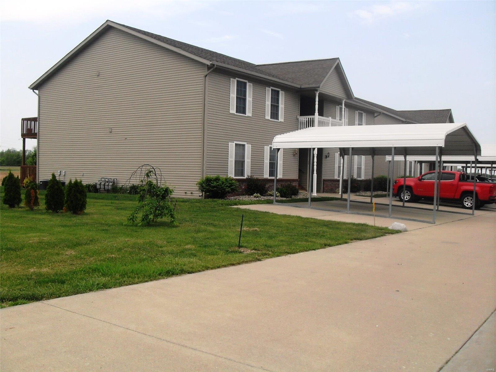 35 Colonial Manor, Unit B Highland, IL 62249 - Photo 22 of 30