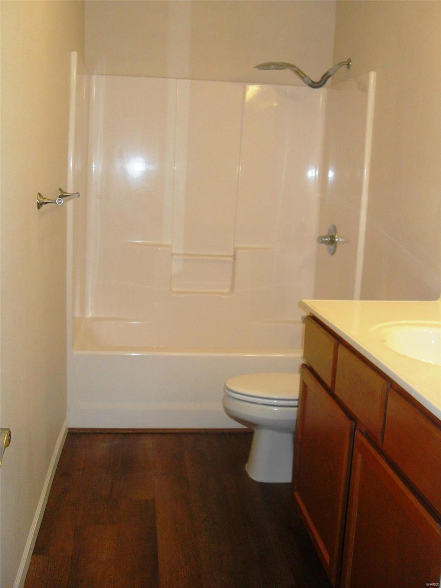 35 Colonial Manor, Unit B Highland, IL 62249 - Photo 9 of 30