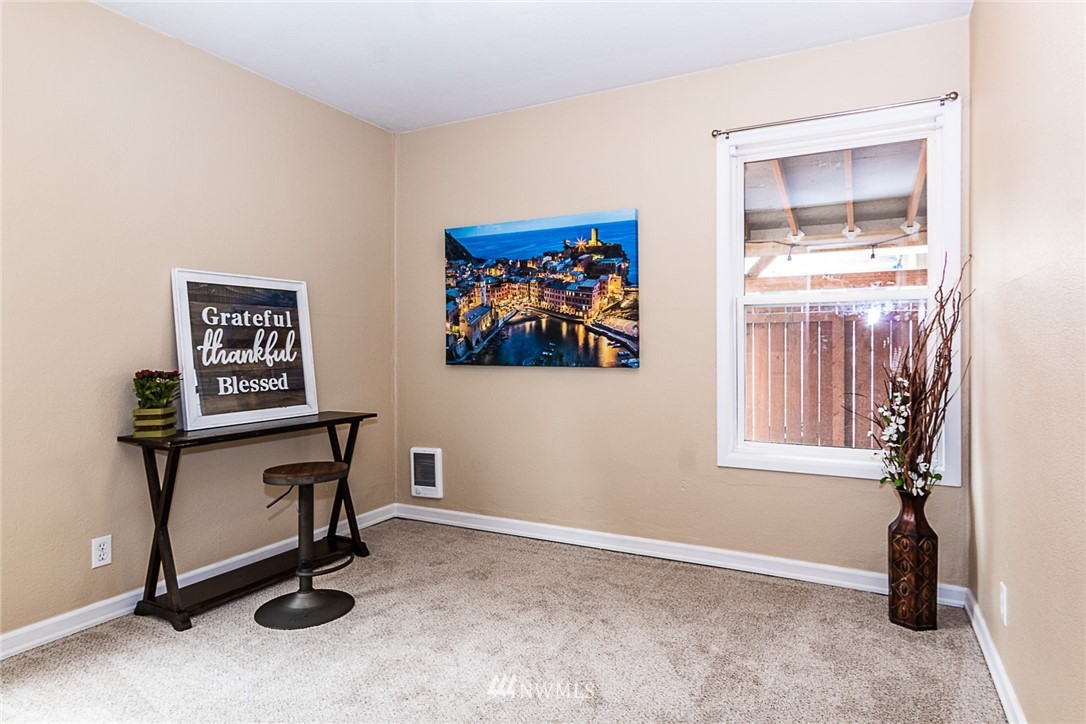 616 South Rochester Street Tacoma, WA 98465 - Photo 13 of 19