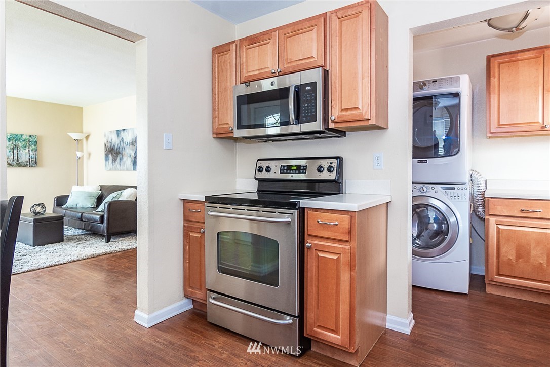 616 South Rochester Street Tacoma, WA 98465 - Photo 6 of 19