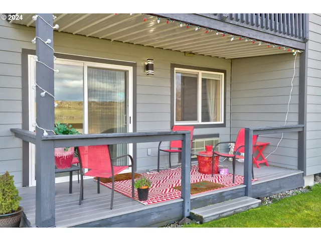 a view of outdoor seating