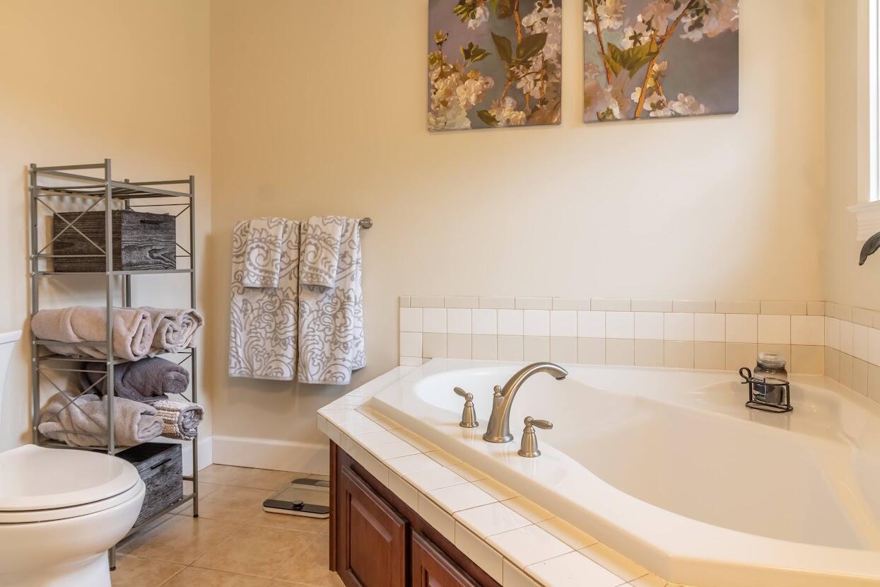 597 Hudson Road Glenburn, ME 04401 - Photo 34 of 61 597 Hudson Road Interiors-28