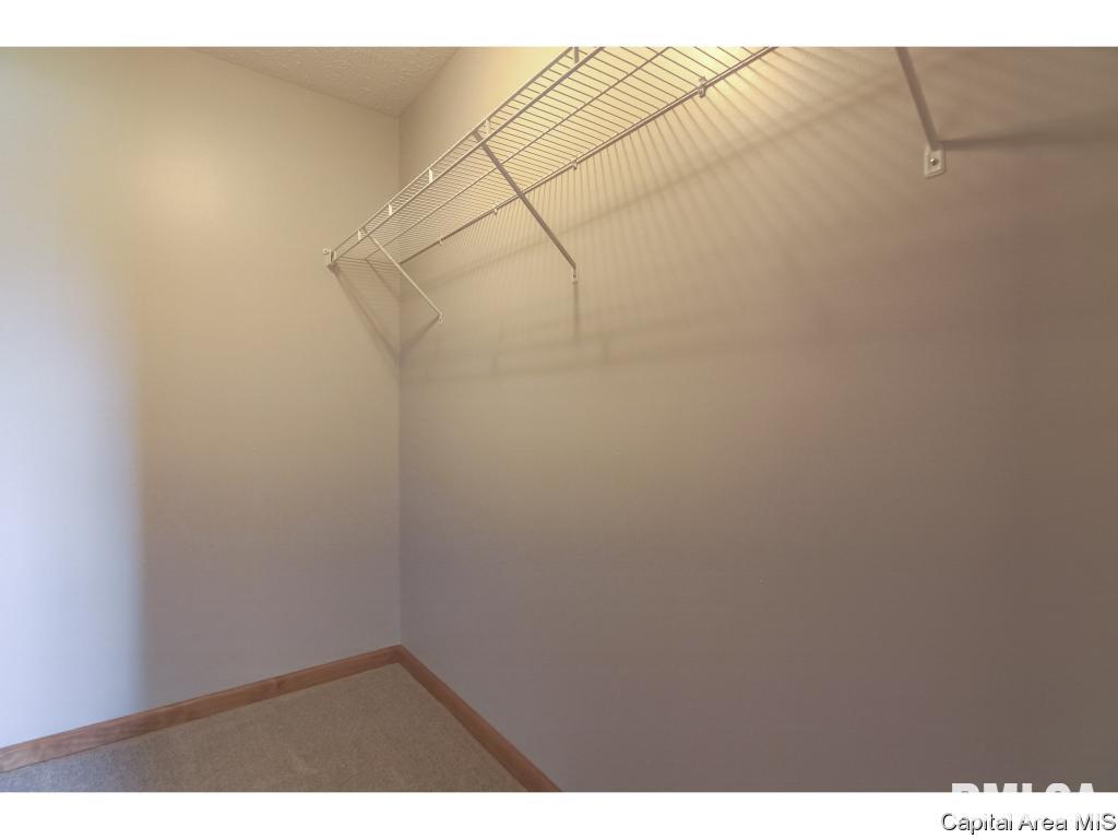 1803 Plover Road Springfield, IL 62711 - Photo 20 of 36 Gallery Image 20