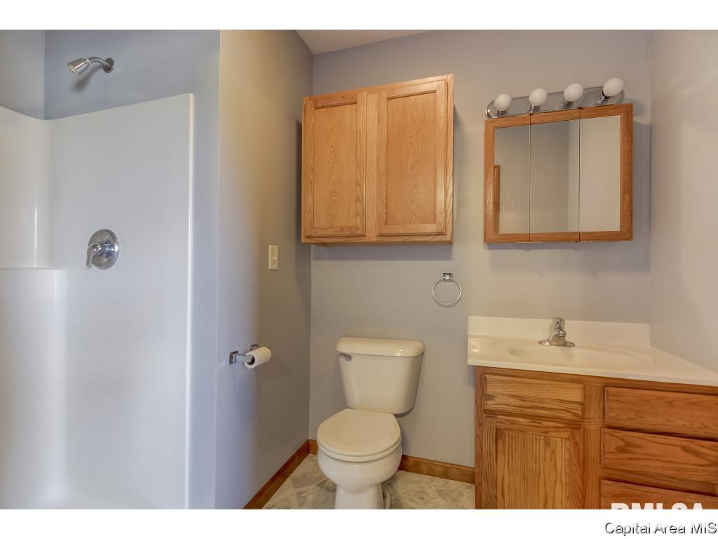 1803 Plover Road Springfield, IL 62711 - Photo 21 of 36 Gallery Image 21
